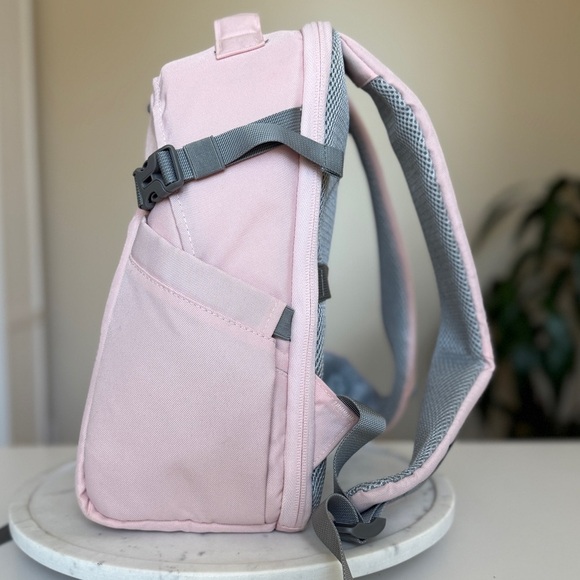 Bagsmart Camera Laptop Bag Backpack Travel Media Photography Pink Small - Picture 3 of 15